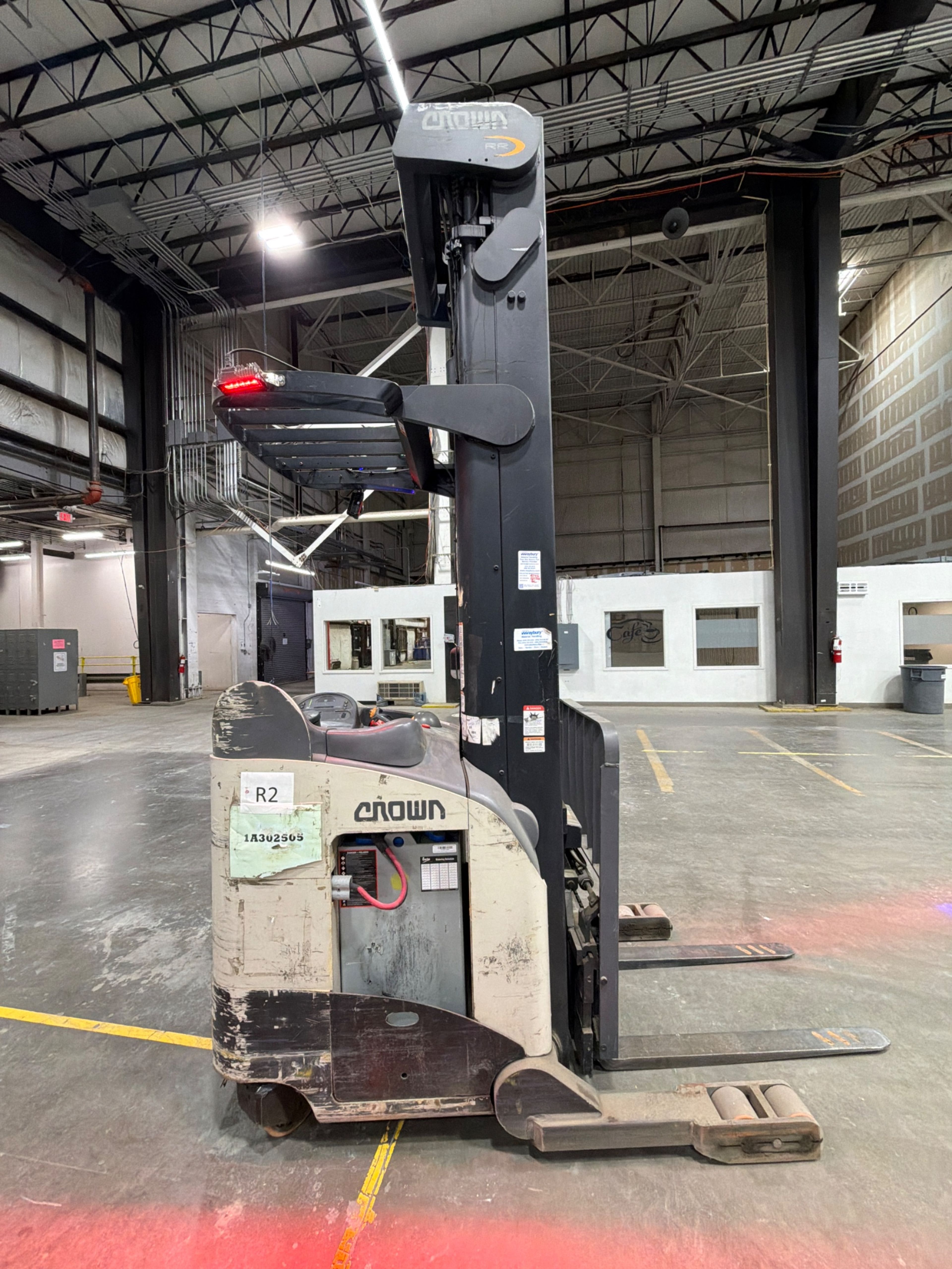 Crown RR5220-45 Reach Truck - Document 3