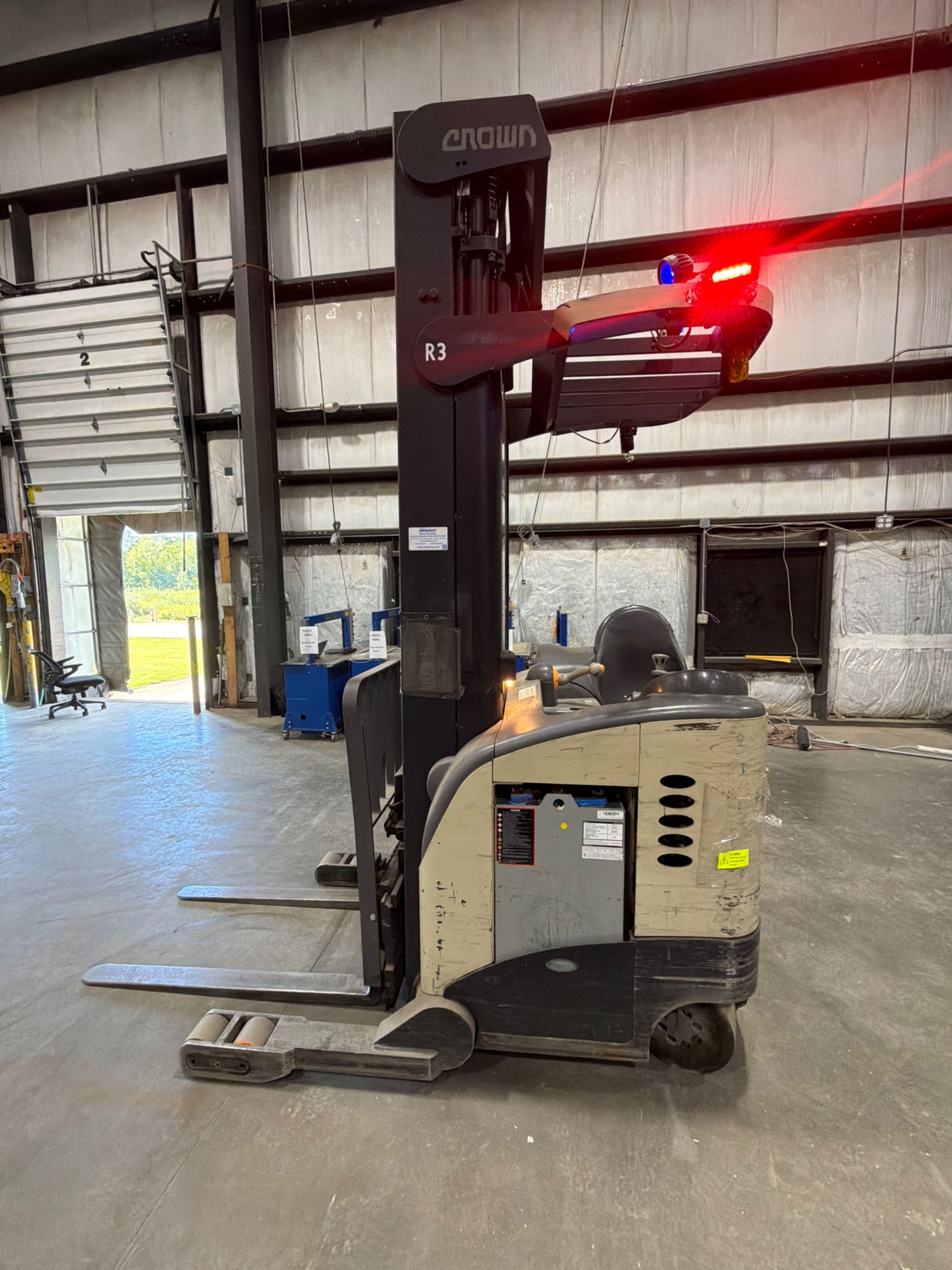 Crown RR5020-45 Reach Truck - Document 3